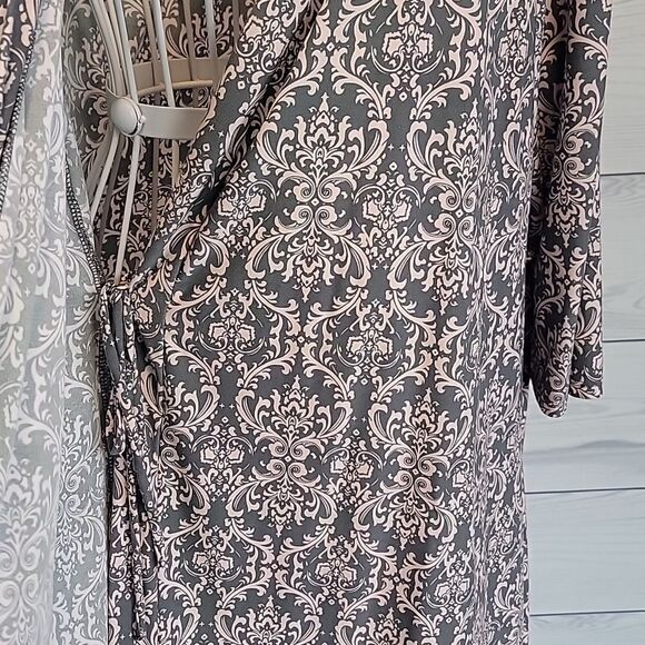 Rene Rofe robe midi length sleepwear damask print in grey & pink Women's Size M - Picture 6 of 12